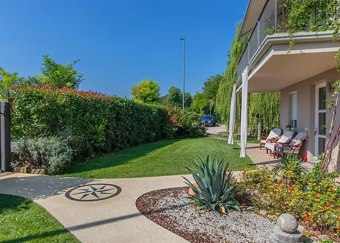 Mimosa Aparthotel 4*